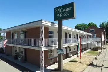 Villager Motel & Glen Manor Estate