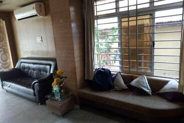 Hotel Barak Residency