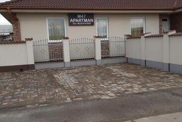 ペンション M47 Vendégház Airport