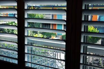 فندق على الطريق The Astro