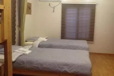 Majatalo Geoje Ton Ton Guesthouse