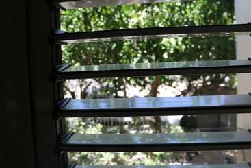 Costas Hostel Action