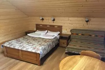 ペンション Guesthouse Kolo Druziv
