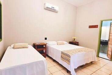 Отель Fazenda Cachoeiras Serra Da Bodoquena