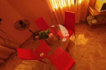 Pensión Travel House