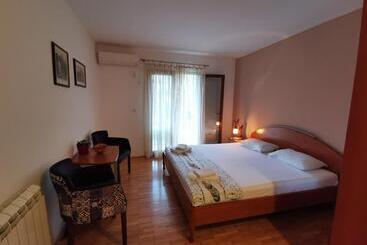 پانسیون Guesthouse Vukasevic