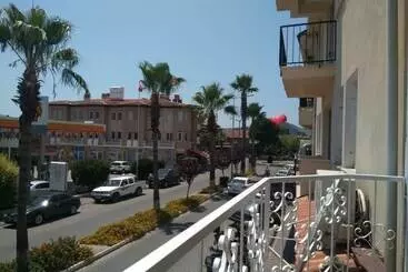 Aparthotel Grandma S Garden