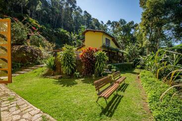 Pension Bus Stop Paraty
