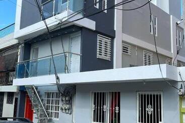 پانسیون Alegria Hostal