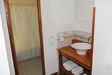 هتل آپارتمان Cabañas San Dionisio