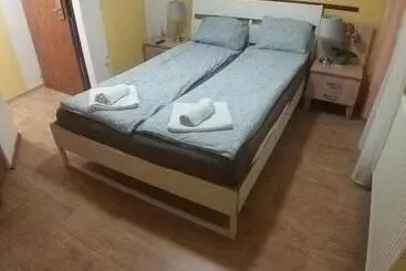 پانسیون Deniz Guesthouse