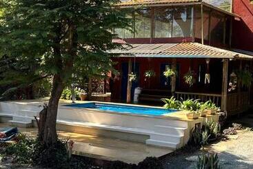 Pansiyon A Mi Manera Pousada , Cerveja Própria E Bistrô !