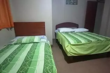 پانسیون Hostal Aventura