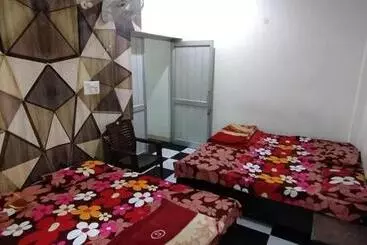 Hostel Kohli Niwas