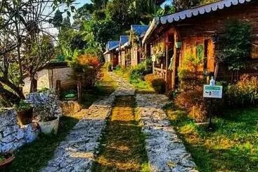 ホテル Suma Aavaas Farmstay