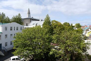 شقق خاصة سياحية Saga Studios By Heimaleiga