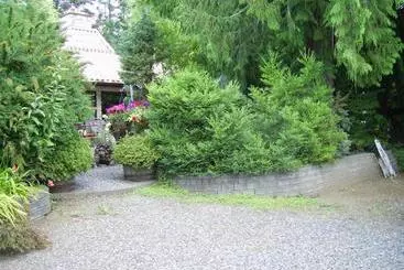 Majatalo Garden House