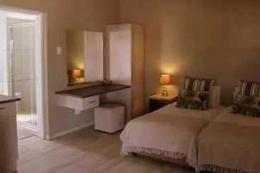 Pensió Ley Lia Guest House