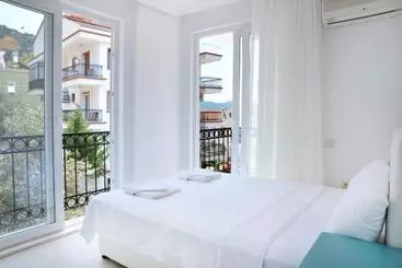 هتل آپارتمان Duygu Apart