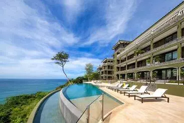 ホテル 360 Splendor Del Pacifico Residences