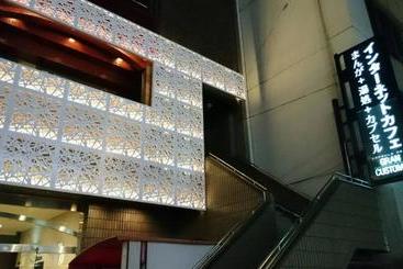 فنادق الكبسولة Gran Customa Isezakicho