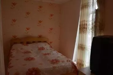 پانسیون Guest House Albatros