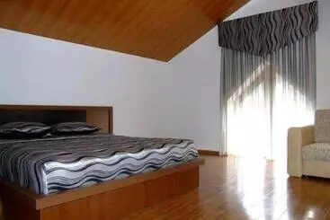 Pension  Centrale Guesthouse