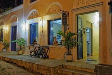 פנסיון Casarão Dos Uchoa