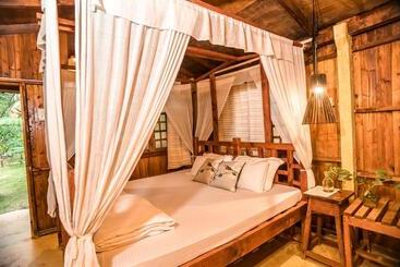 فندق صغير Jamboree Creek Yoga