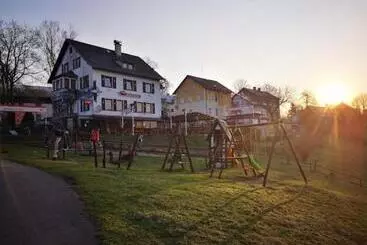 Pension (Hôtel basse catégorie) Resort Mezná