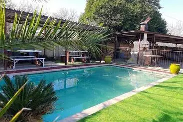 پانسیون Tukha Guesthouse