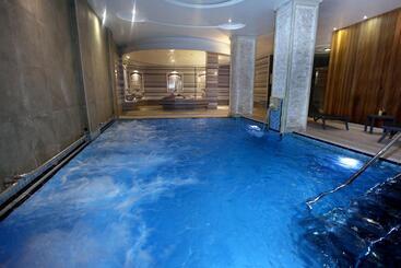 Huoneistohotelli Ugur Termal Residence