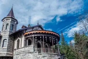 پانسیون Castelul Stirbey