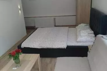 پانسیون Apartments & Rooms Bojic