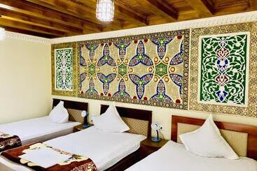 هتل Sukhrob Barzu