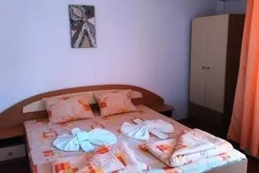 ペンション Guest House Malkata Stopanka