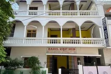 Majatalo Rahul Guest House