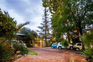 Pension @the Villa Guest House