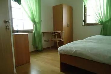 پانسیون Lipizzaner Lodge Guest House