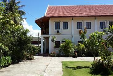 Pensionat A Tee Guesthouse