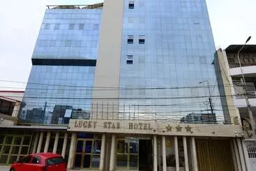 هتل آپارتمان Lucky Star Chiclayo