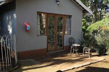 פנסיון Brackens Guest House