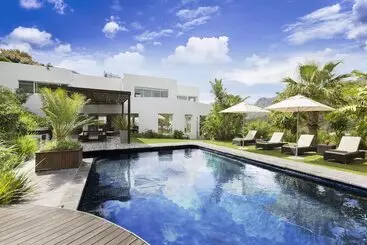 ペンション Cube Guest House