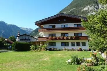 Pensão Gästehaus Frischhut