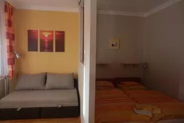 Pensionat Rt Home Vendégház