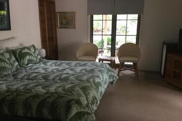 פנסיון Smoky Cape Retreat