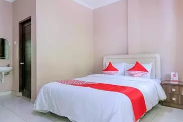 ベッドアンドブレックファースト Purnama House Tuban