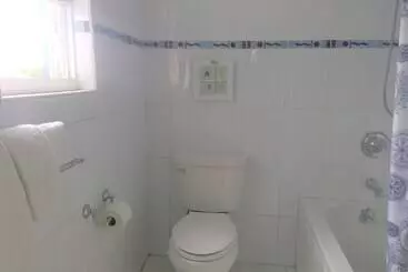 Herberg Bermuda Villa Guest House