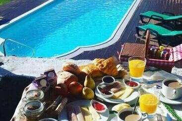 ベッドアンドブレックファースト Alluar Lodge