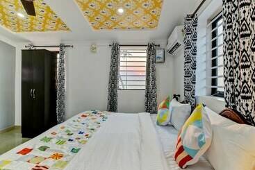 Отель Oyo Home 24176 Sea View Stay